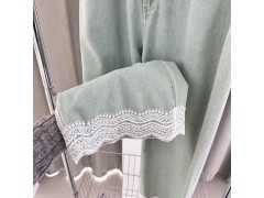 温碧霞代言IRENENA服装春季新款蕾丝蓝色阔腿牛仔裤图4
