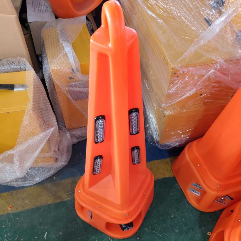 声光路锥报警器1