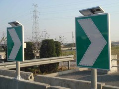 led线形诱导标志 太阳能诱导标志生产厂家图4