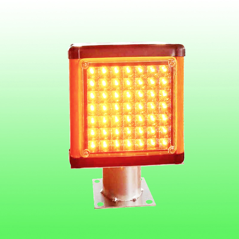 智能太阳能雾灯